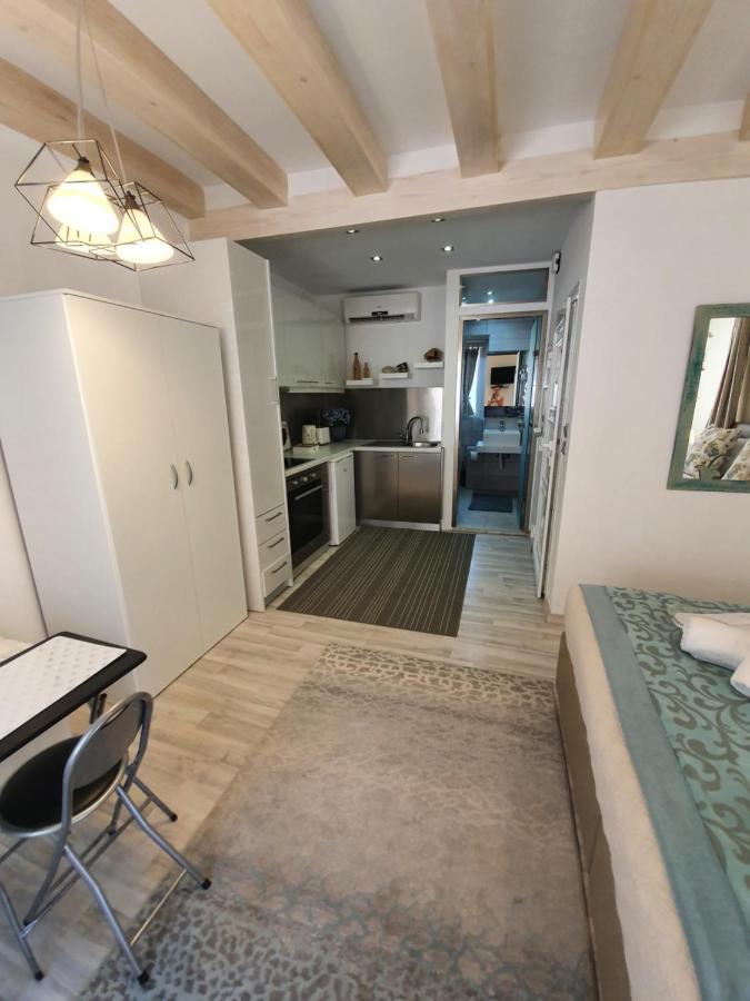 Helens Apartment Corfu  Екстериор снимка