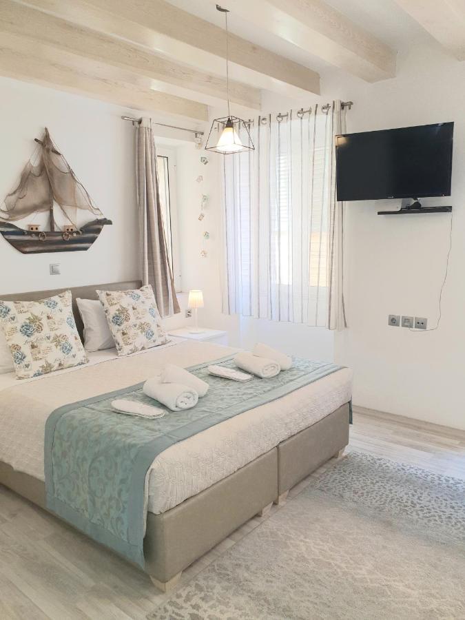 Helens Apartment Corfu  Екстериор снимка